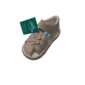 SANDALIAS CERRADAS BEIGE GUGA T24