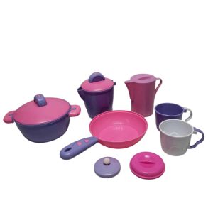 JUEGO DE OLLAS Y TAZAS PLASTICO ROSA VIOLETA