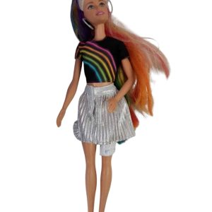 BARBIE PELO ARCOIRIS POLLERA PLATEADA