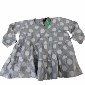 REMERA GRIS CIRCULOS BLANCOS GRANDES MINIMIMO T12M