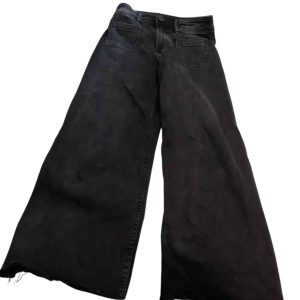 JEAN ANCHO NEGRO BOLSILLOS DELANTE T14 AP