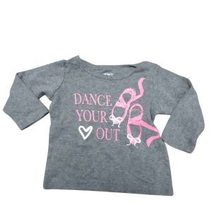 REMERA ALG GRIS DANCE YOUR OUT ZAPATILLAS ROSA CARTERS T6M