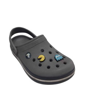 CROCS GRIS NEGRO CON PINES PAC MAN J3 T34 AP