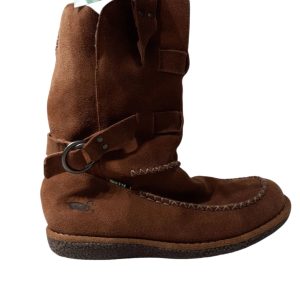 BOTAS GAMUZA MARRON HEBILLA RKF T36