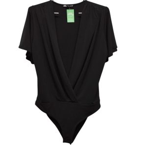 BODY NEGRO ESCOTE CRUZADO M/CORTA ZARA TL